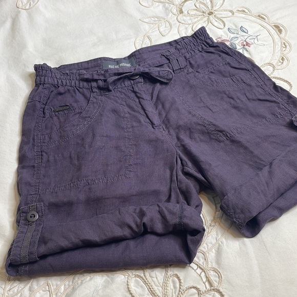 Mat de Misaine 100% linen drawstring pocketed cuff shorts - Picture 2 of 9